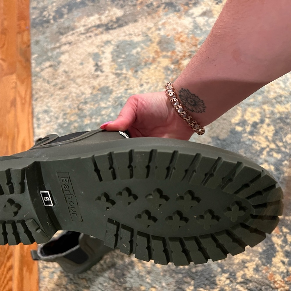 Barbour rain boots army green wore once. Wrong size